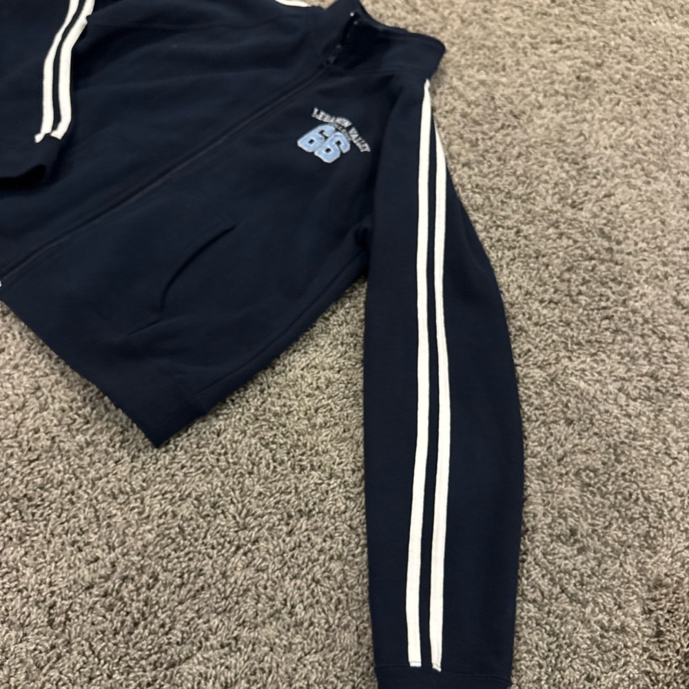 Women’s navy blue Lebanon Valley College track jacket, size Medium - Picture 4 of 7